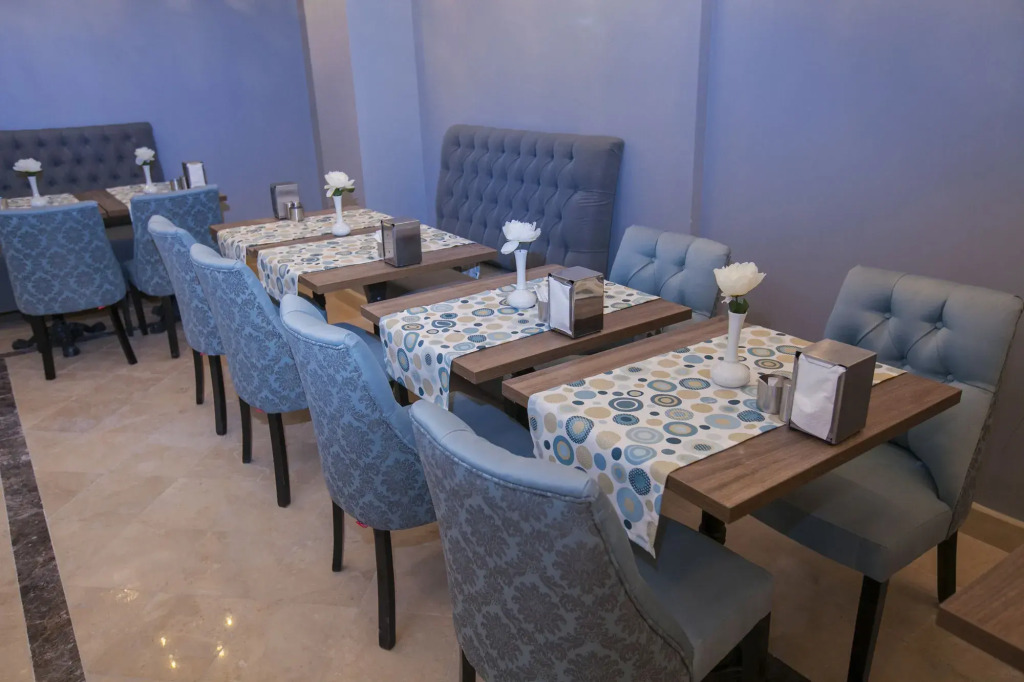 Raymond Blue Hotel