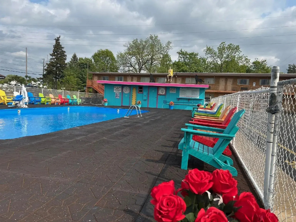 Wolf Inn Hotel