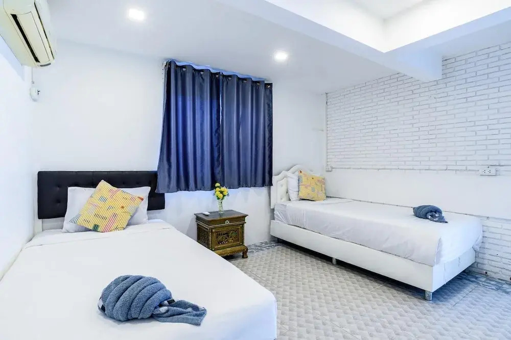 Cozy 6BR Pool Villa Close to Beach - CP6