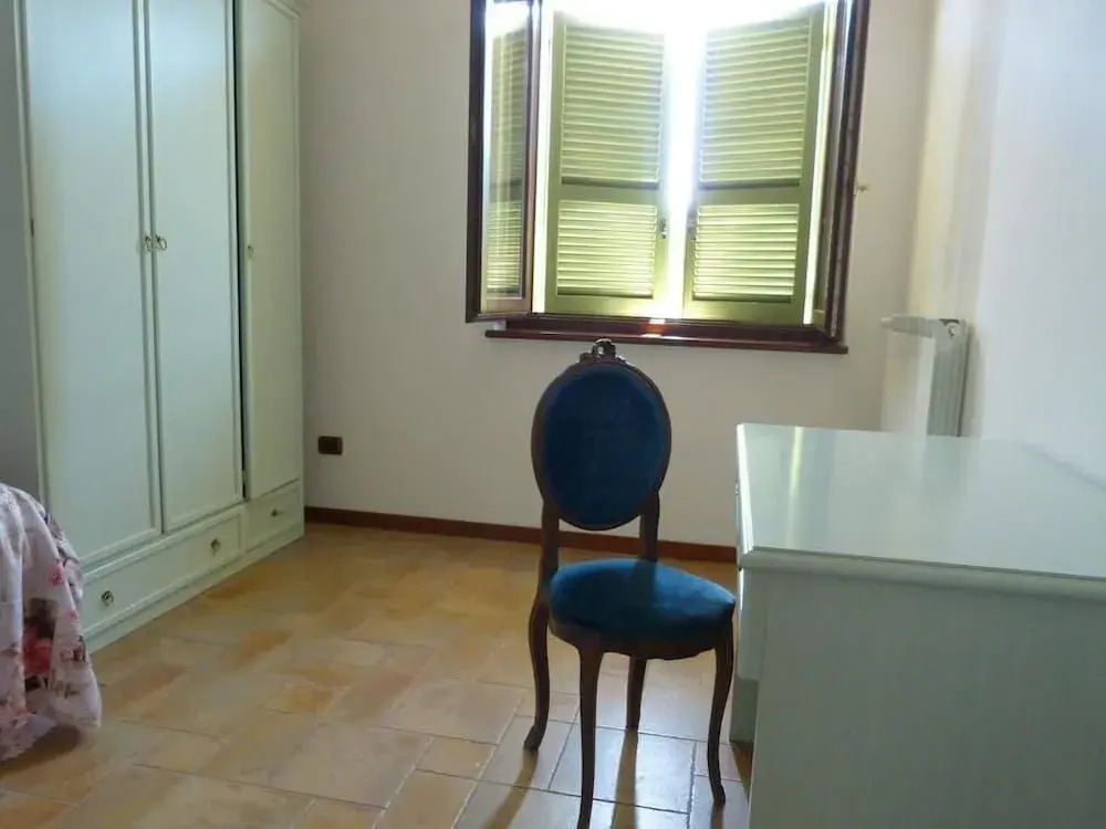 B&B Home Larina