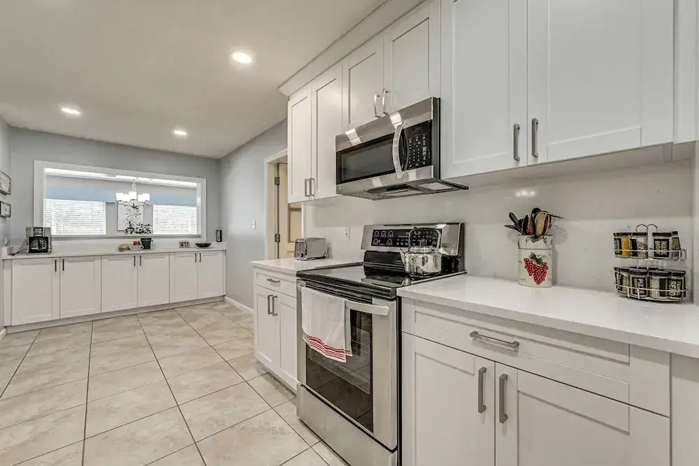 10 Mi to Adventure Island: Home w/ Fenced Yard!