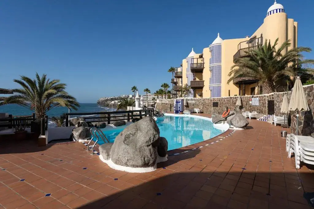Cute next to beach & pool- P27 By CanariasGetaway