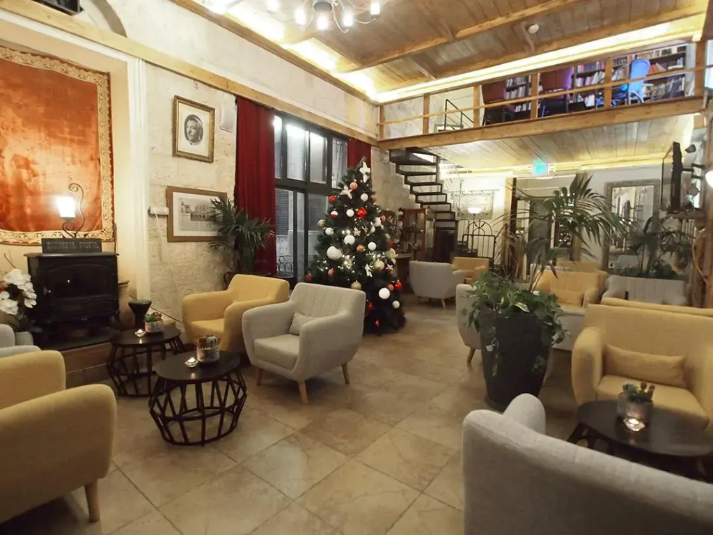 New Imperial Hotel