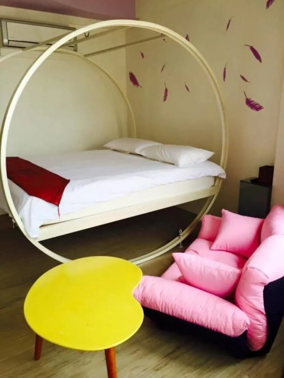 Stay In Bed Hostel