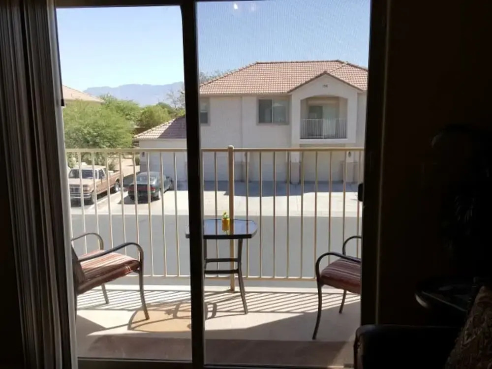 Charles And Carrie Linn 2 Bedroom Condo