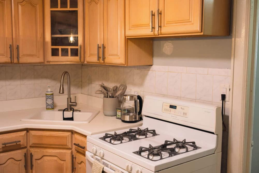 Cozy Brooklyn - 1BR Apartment