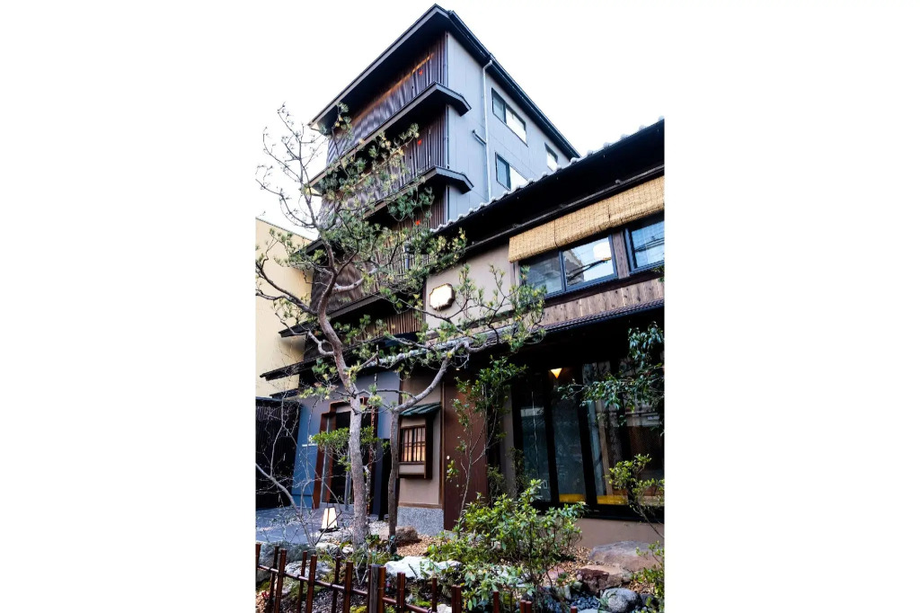 THE MACHIYA EBISUYA