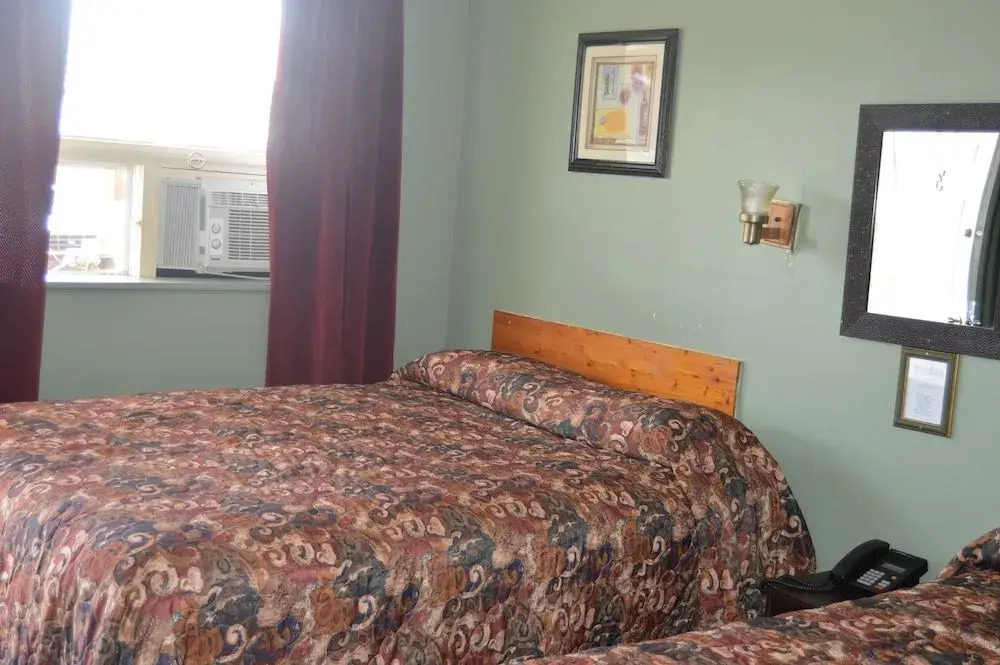 Modern Motel