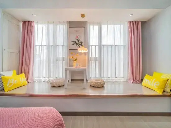 Langqing Hongsheng Hotel Apartment (Guanyin Bridge Branch)