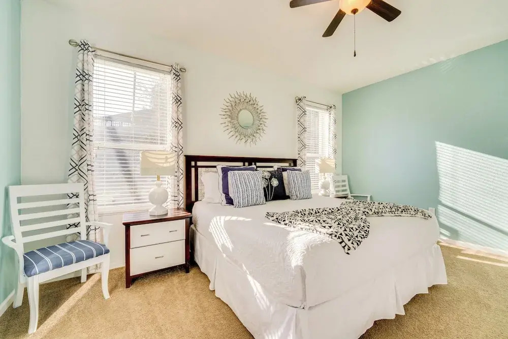 3 Mi to Disney: Family-friendly Home!