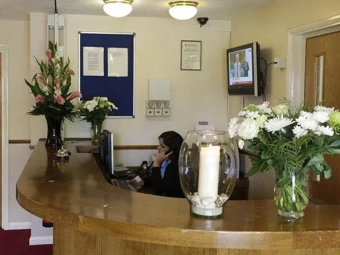 Cobham Lodge Hotel