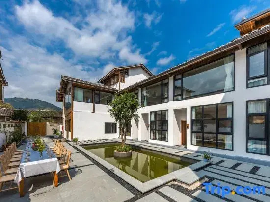 Yunshui ballad beautiful cloud night Guesthouse