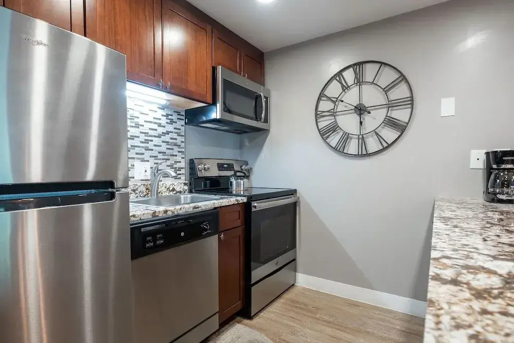 Edelweiss Haus 117 1 Bedroom Condo by RedAwning
