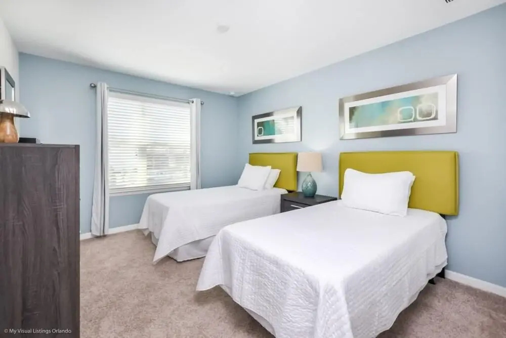 1618cpc 5 Bedroom Townhouse by Redawning