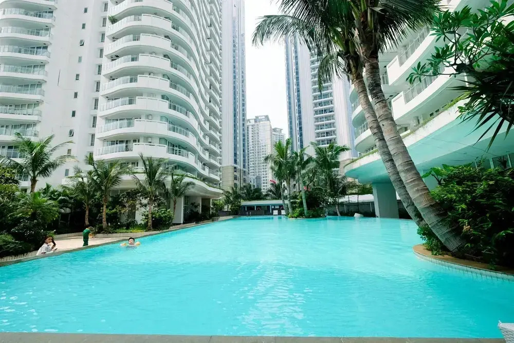 1Br Apartment With Golf View @ The Royale Springhill
