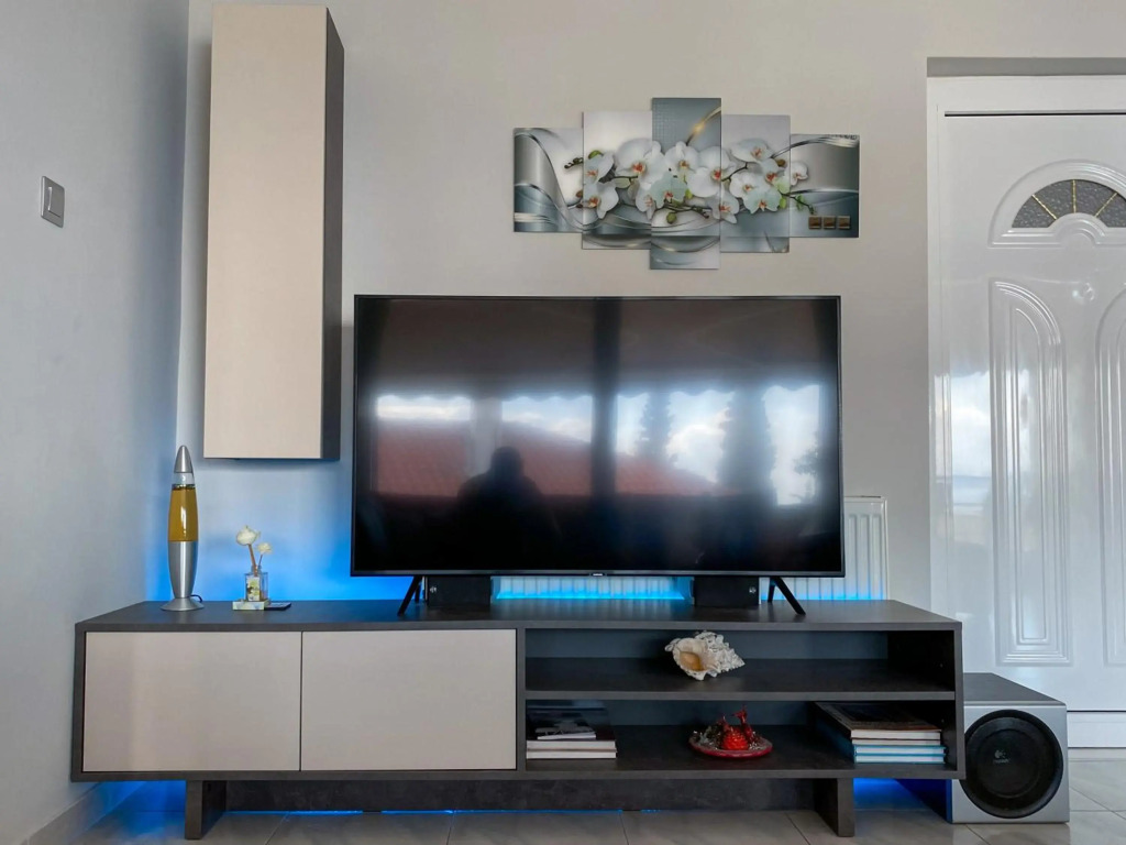 Beachfront apartment in the suburbs of Volos