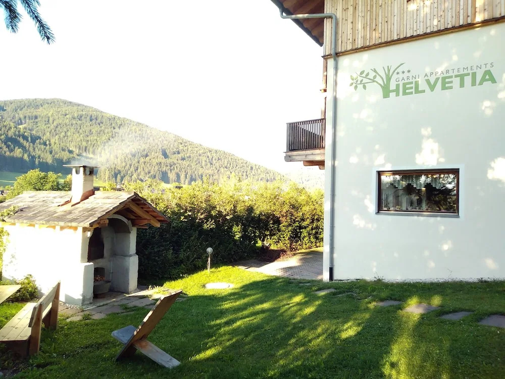 Garni Appartments Helvetia