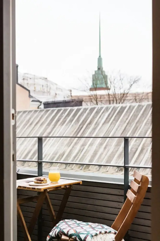 Central Design Penthouse With Terrace