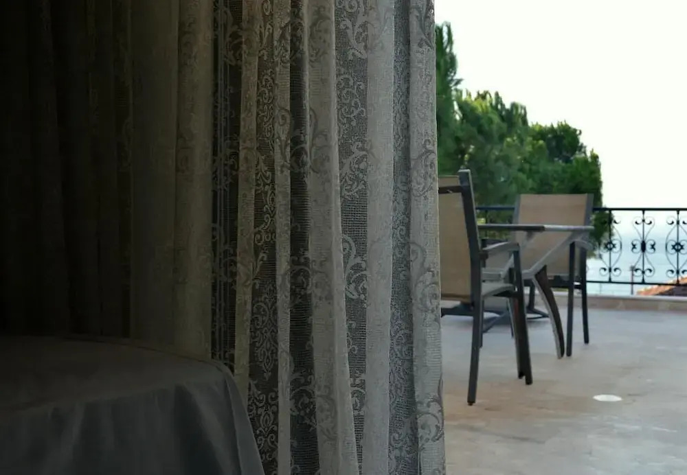 Ammos Luxury Suites