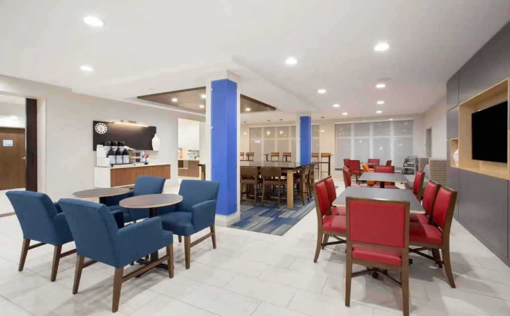 Holiday Inn Express & Suites Amarillo by IHG