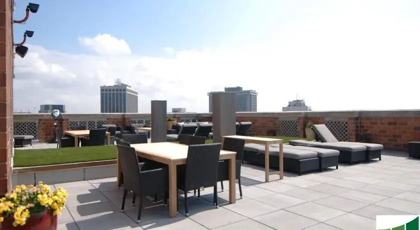 The Downtown Club