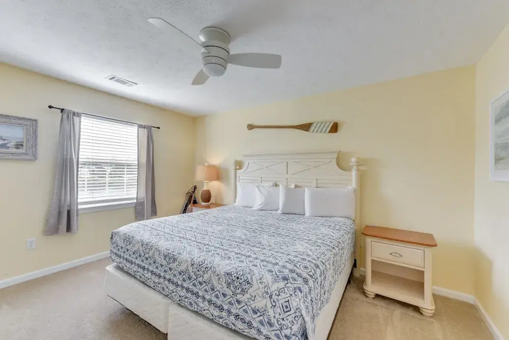 5 Mi to Beach: Myrtle Beach Condo w/ Pool Access!