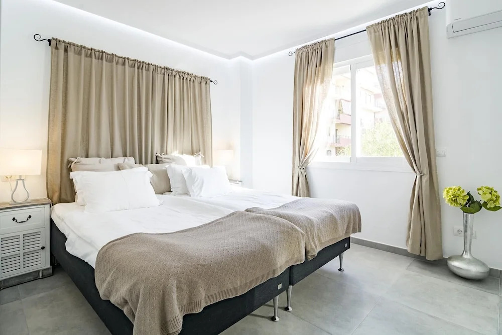 IB - Stunning apt in center of Marbella