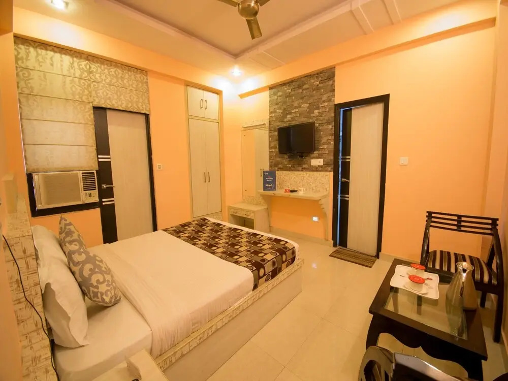 OYO 2263 Hotel Govinda Royal