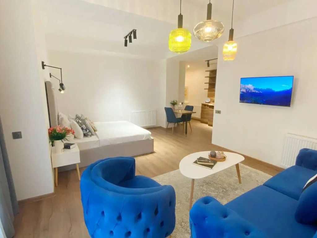 Апартаменты Stylish Studio Apartment in City Center