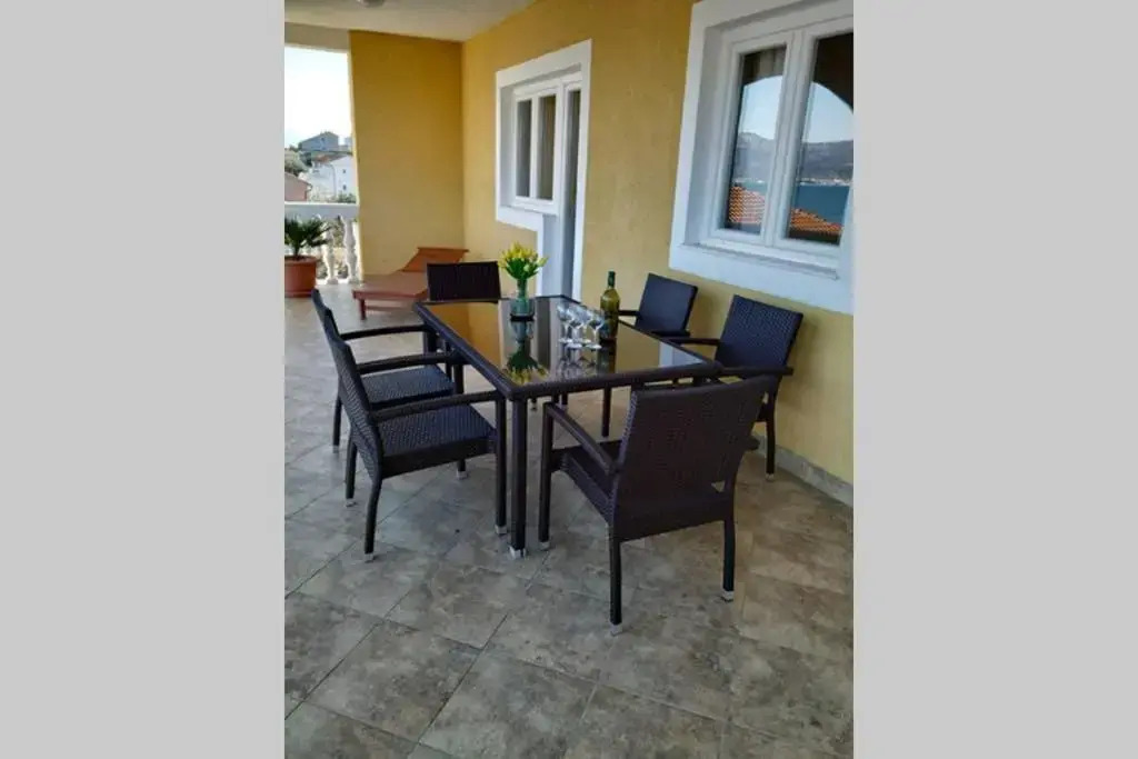 Apartmen Karmen 2
