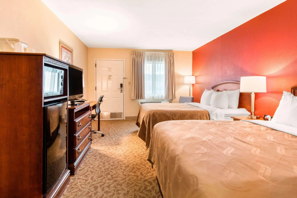 Quality Inn Pelham I-65 exit 246