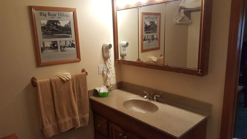 Robinhood Resort