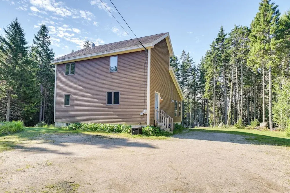 Waterfront Deer Isle Retreat w/ Fire Pit!