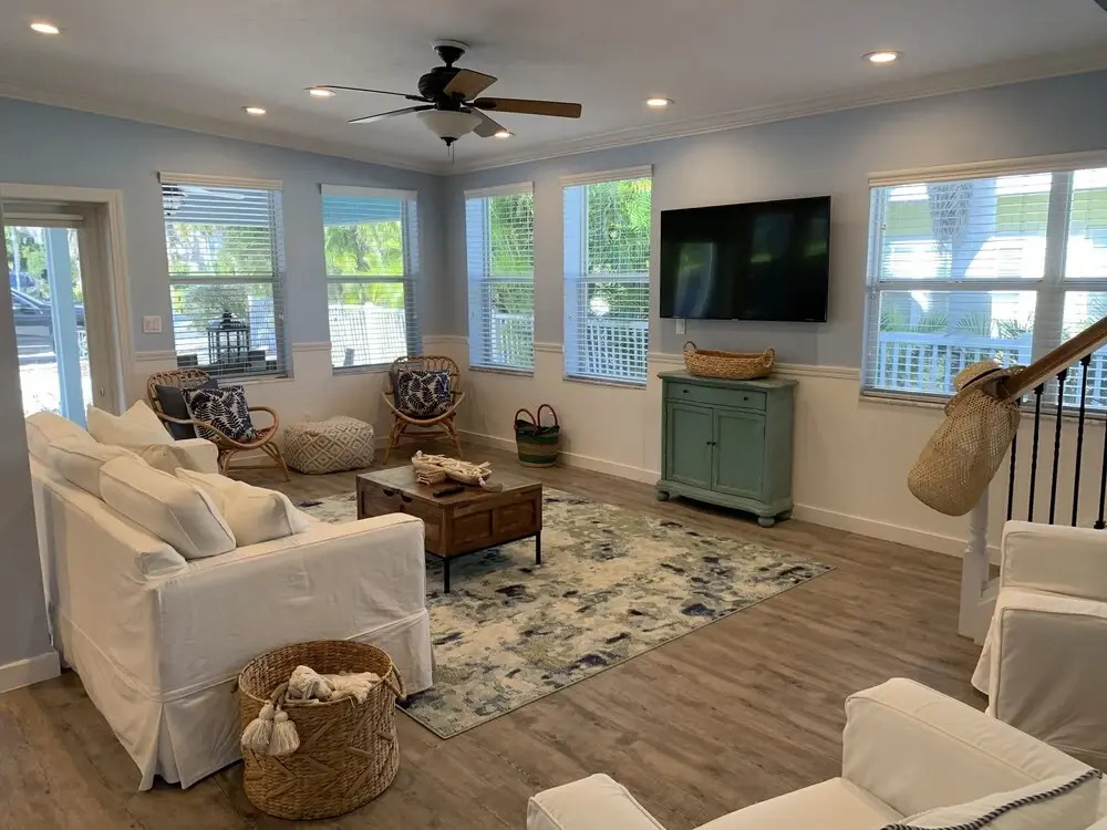 5621 Gulf Drive 3 Bedroom Home by Redawning