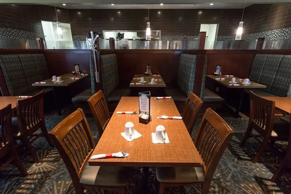 Days Inn And Suites Edmonton Airport