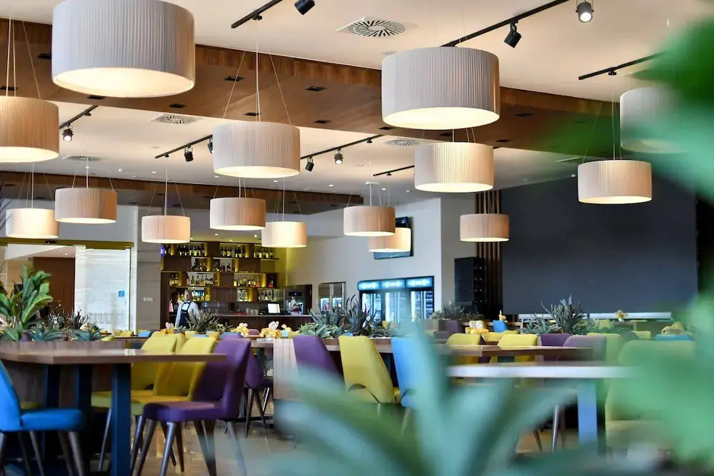 Hotel Nais