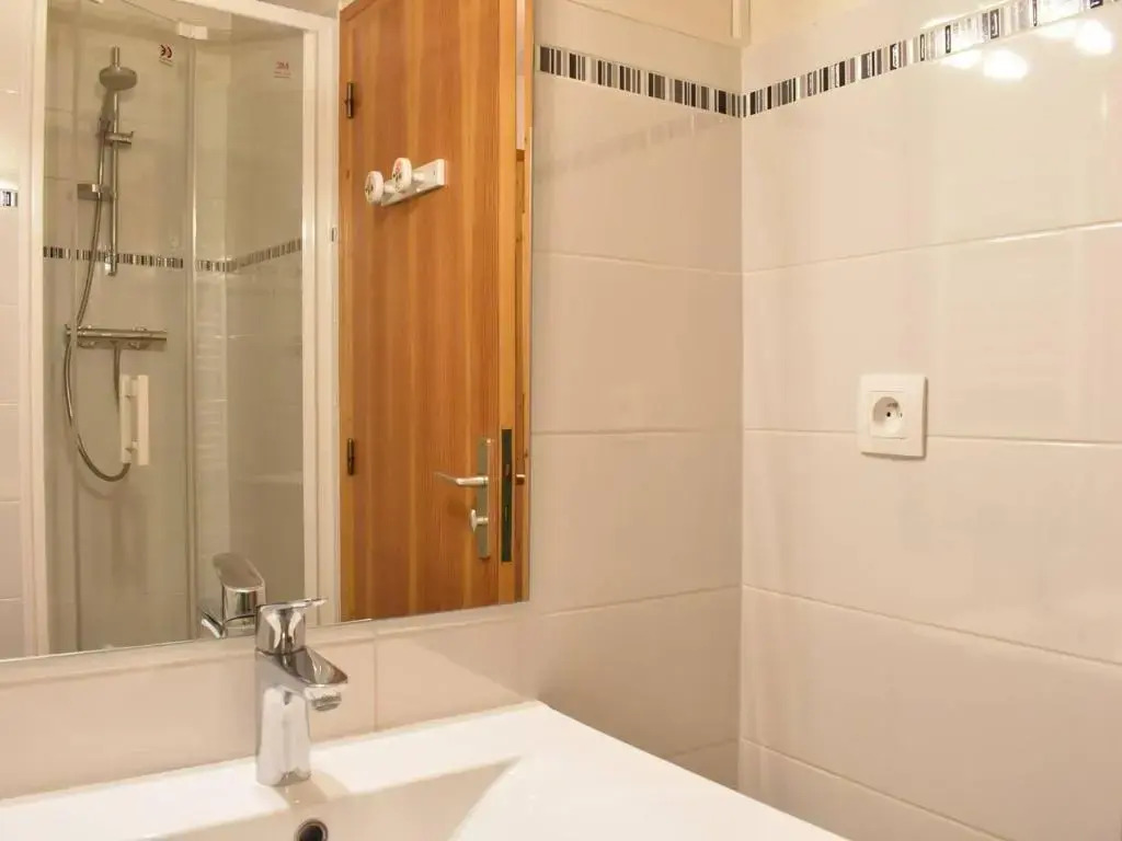 Appartement Méribel, 1 pièce, 4 personnes - FR-1-180-22