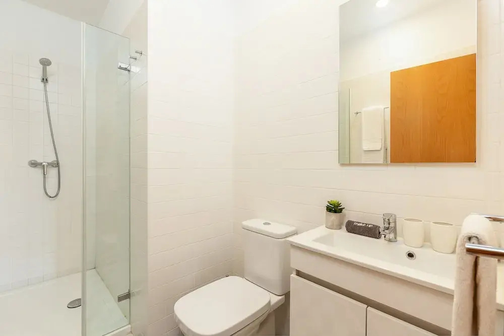 Stylish City-center Retreat