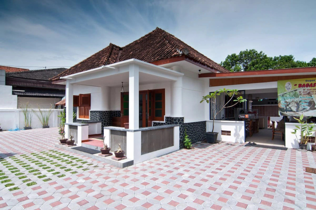 Ndalem Surokarsan Jogja RedPartner
