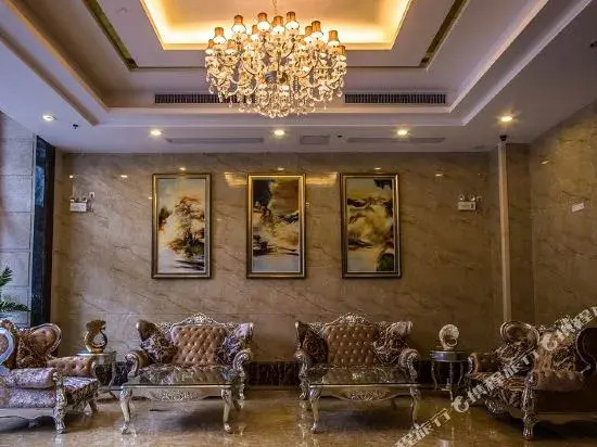 Li Gang Crown Hotel