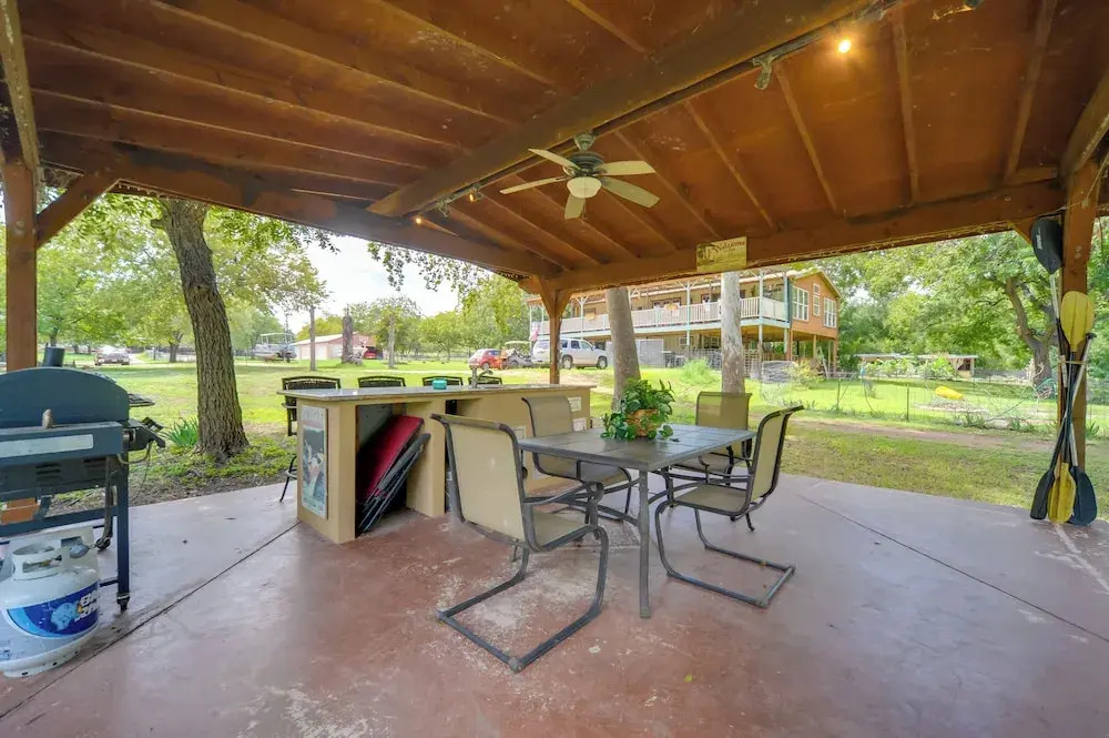 Cozy Casita & Cabana on Lake Marble Falls!
