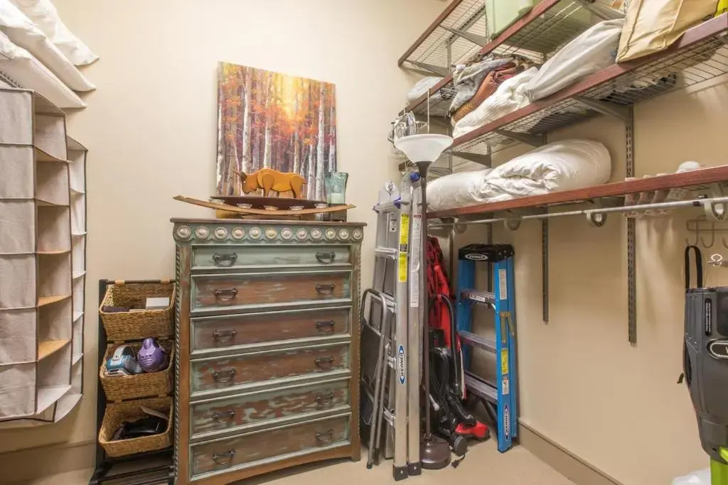 708 Main St Unit 4