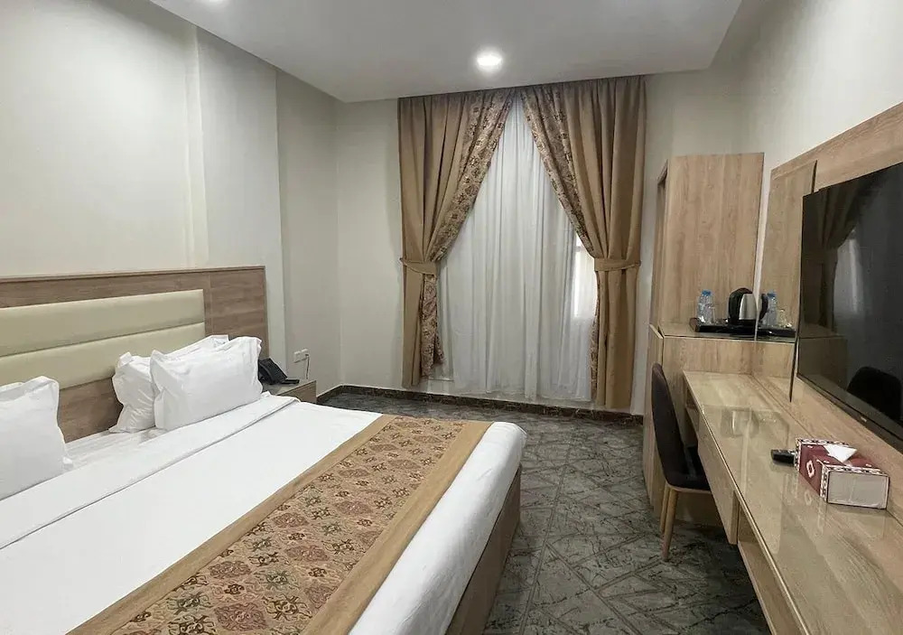 فندق ريست ان العنبرية