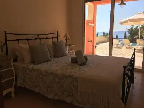 6 Emerald Bay