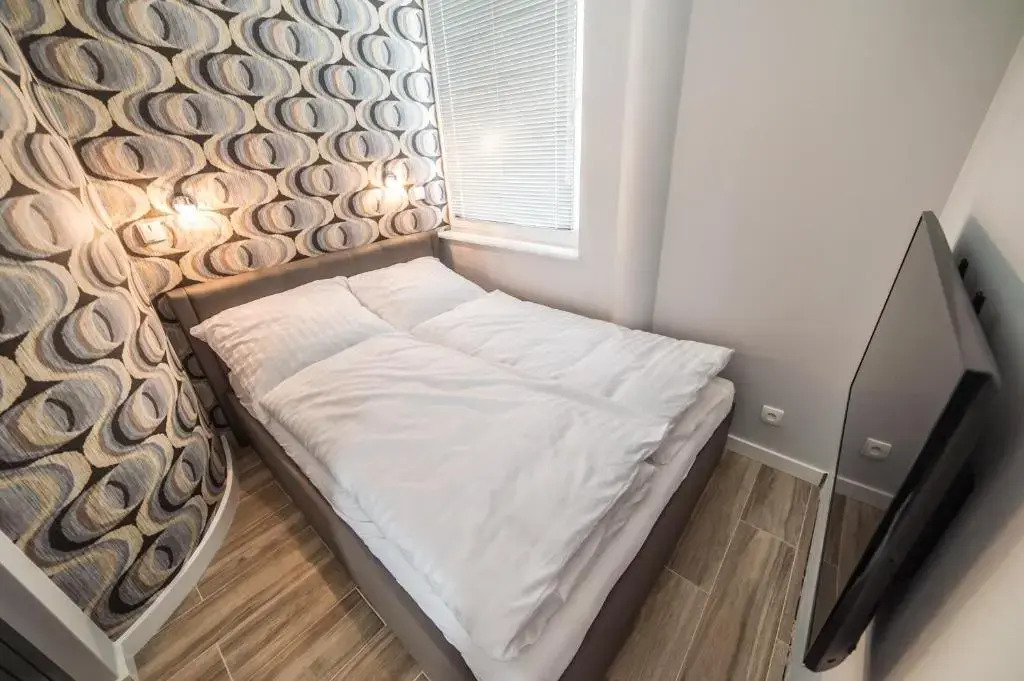 Silver One Apartments
