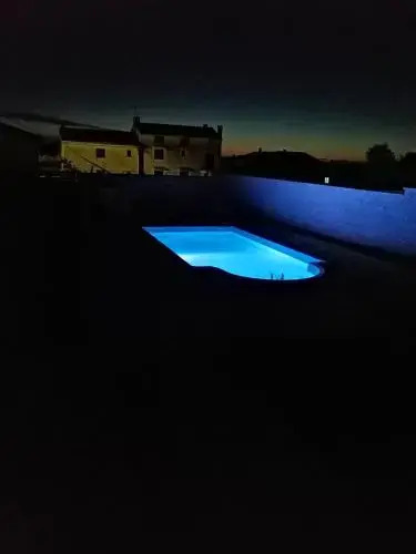 Peroj 100 C