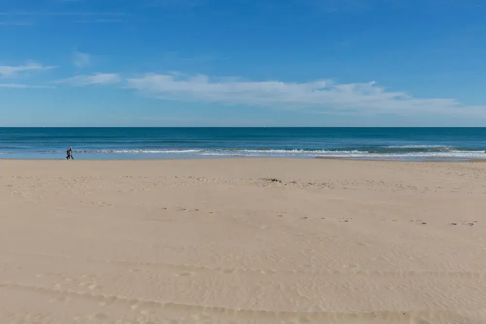 Fidalsa Beach Time