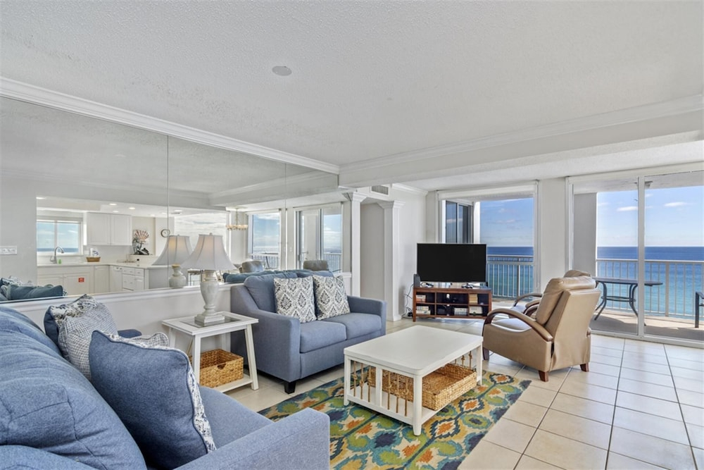 Shoreline Towers 1111 3 Bedroom Condo