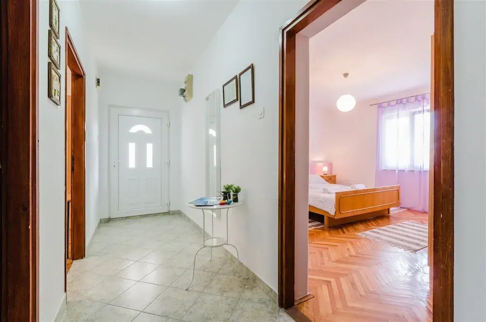 Apartments Rajna