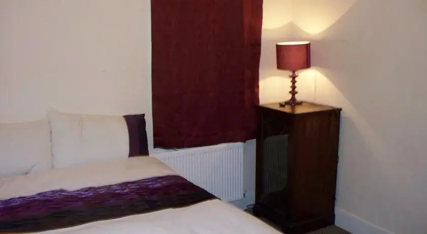 Dickens Lodge